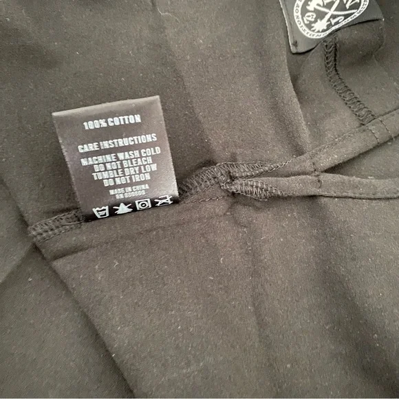 Men’s Underdog Printed Short Sleeve T-Shirt Black Juren Clothing Size 4XL - Picture 8 of 8